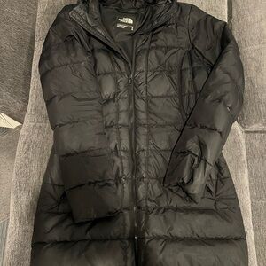 The North Face Black Puffer Parka Length